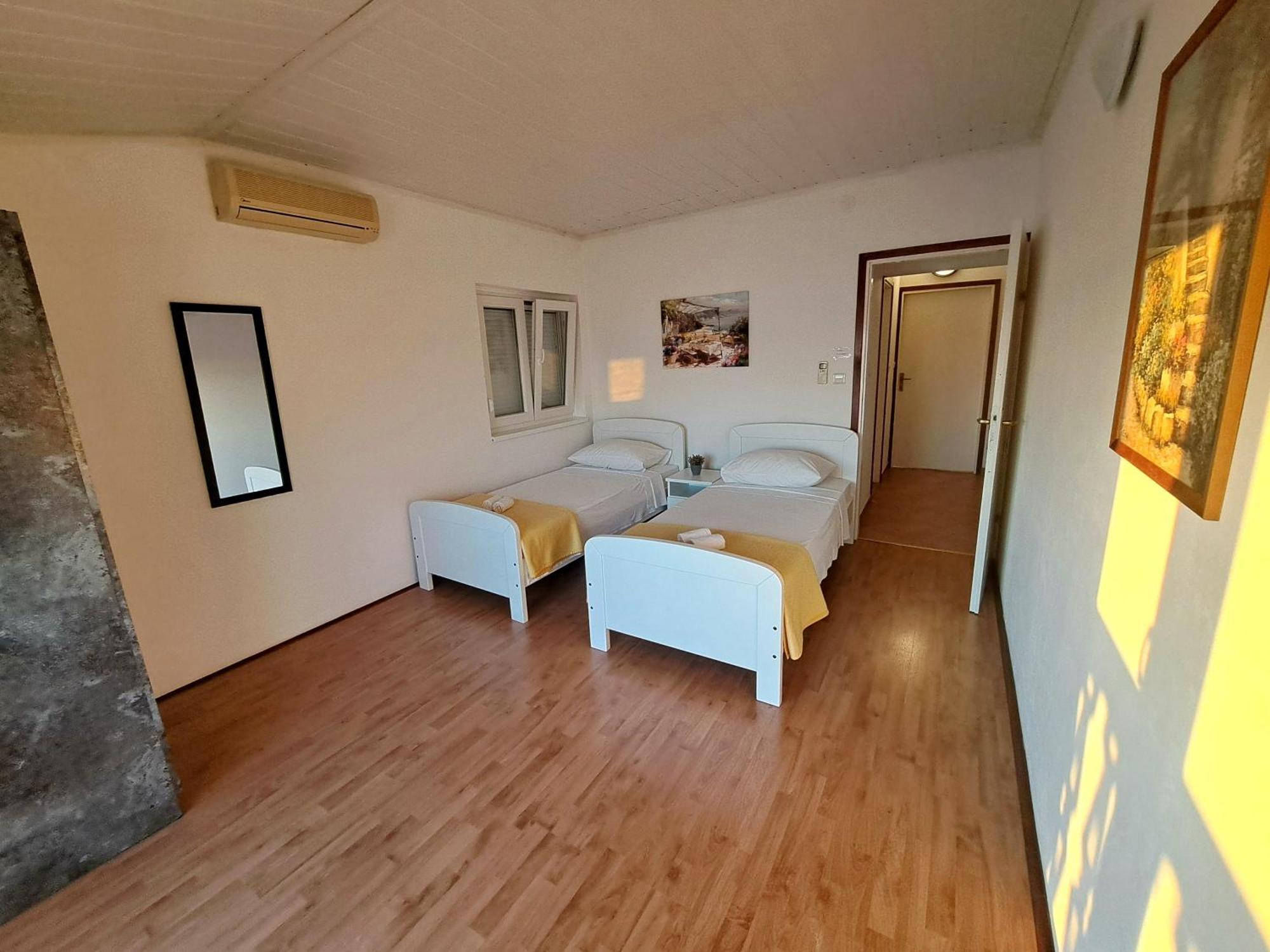 Apartments Maruna ماسلينتسا المظهر الخارجي الصورة